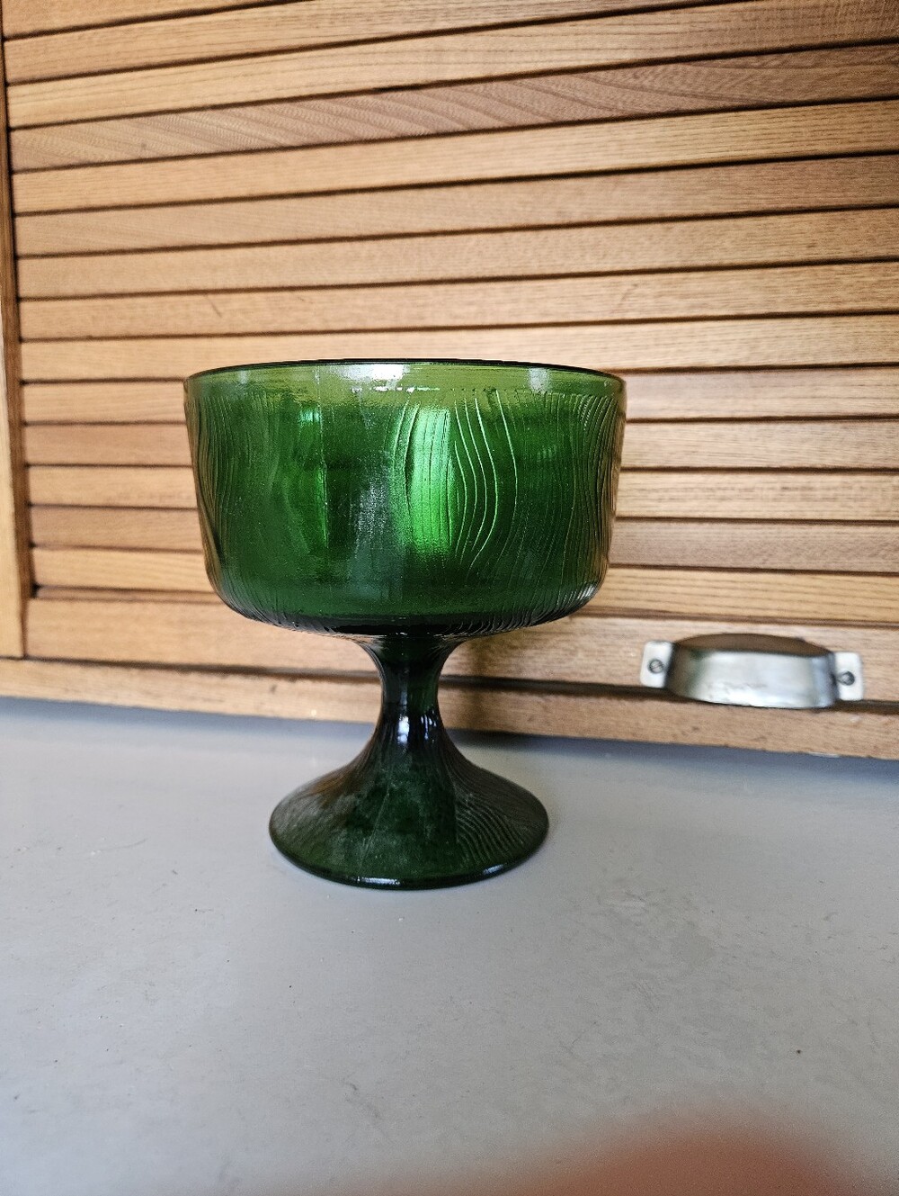 VTG Hoosier Glass Company Emerald Green Glass Pedestal Candy Dish
